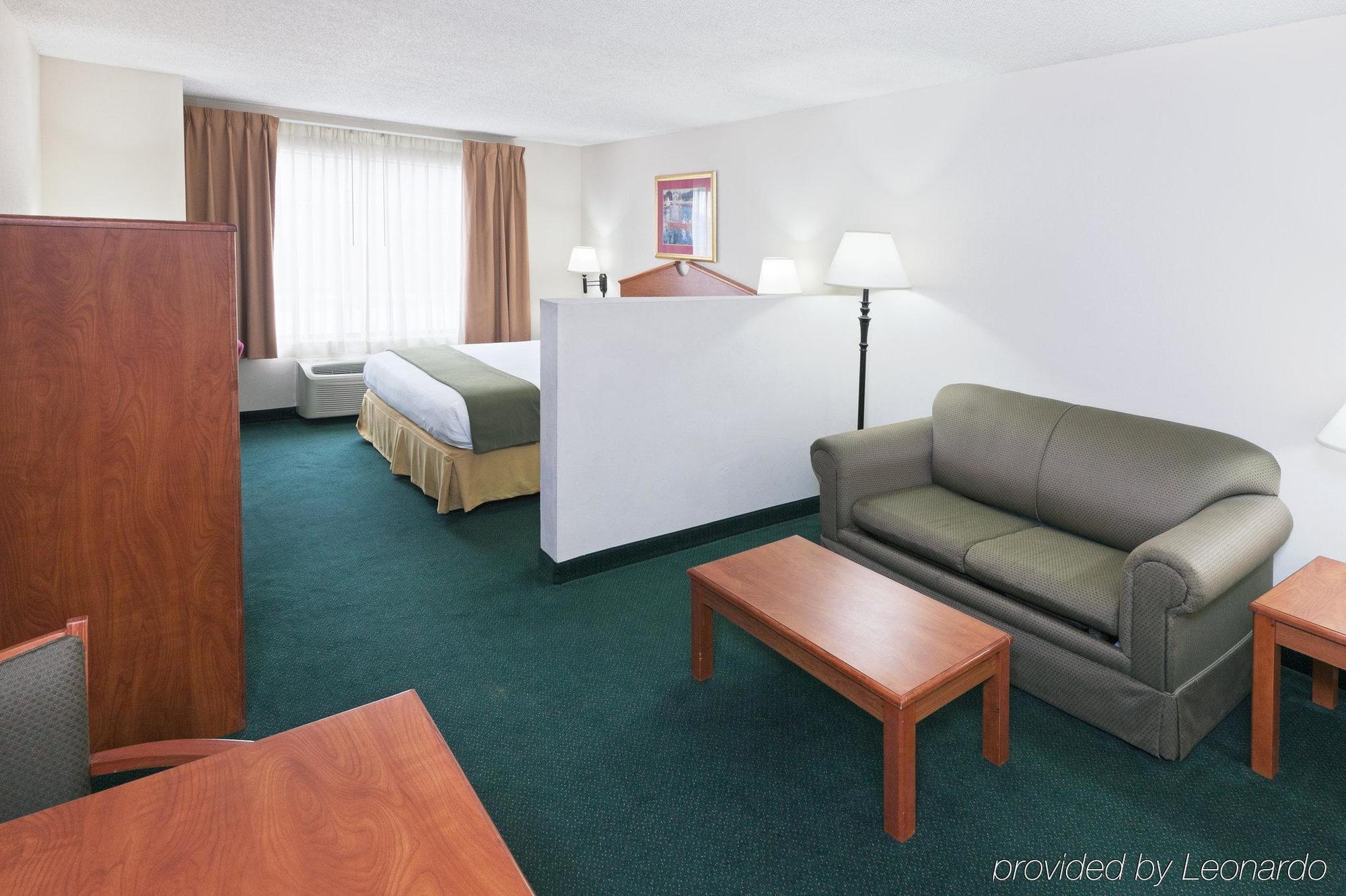 Holiday Inn Express Hotel & Suites Vinita By Ihg חדר תמונה