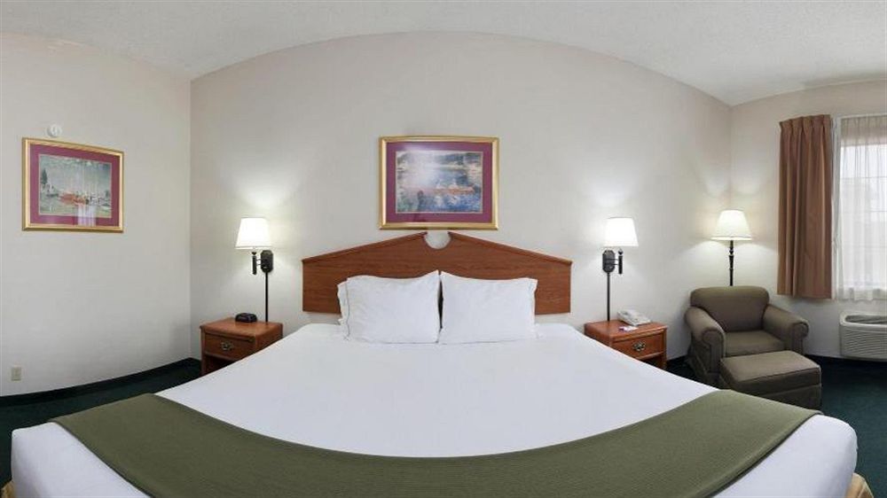 Holiday Inn Express Hotel & Suites Vinita By Ihg מראה חיצוני תמונה