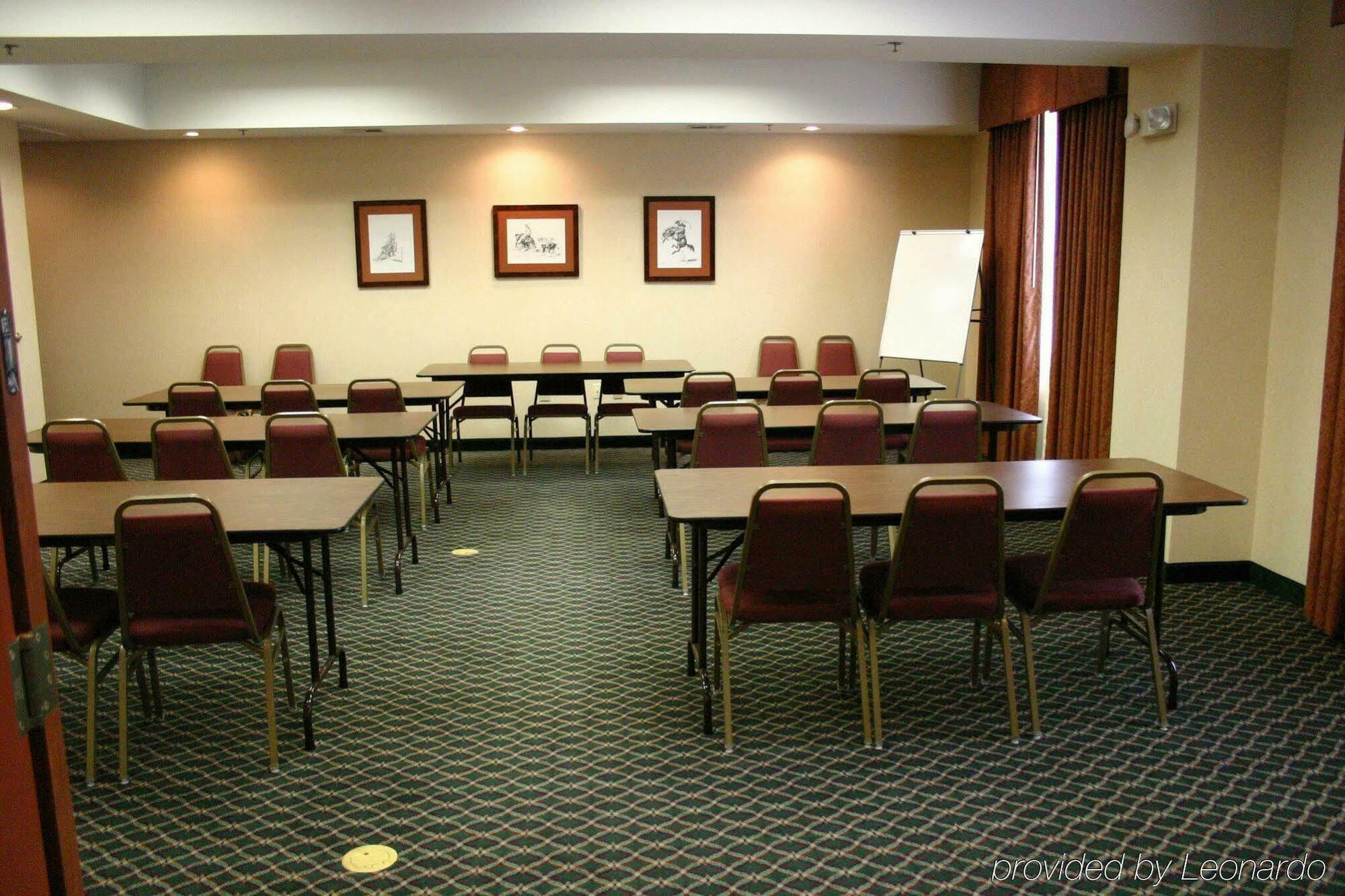 Holiday Inn Express Hotel & Suites Vinita By Ihg מראה חיצוני תמונה