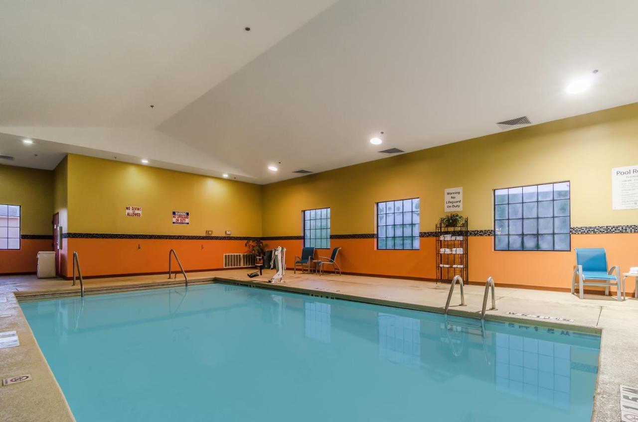 Holiday Inn Express Hotel & Suites Vinita By Ihg מראה חיצוני תמונה